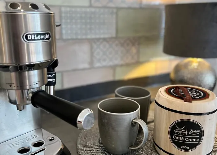 Raantem Hues App 12 아파트